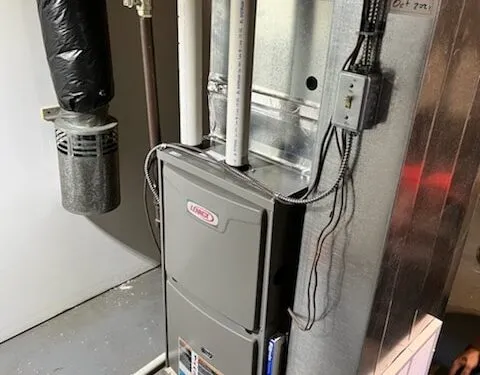 Lennox® - Feel The Love©